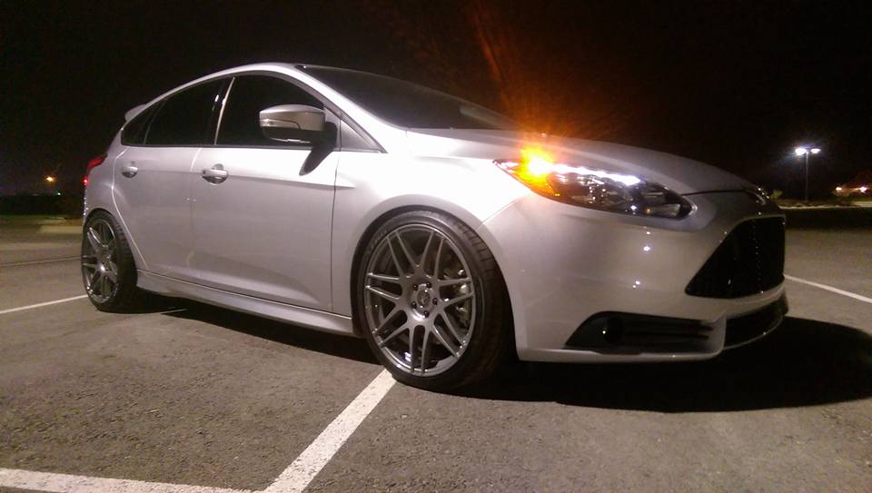 Focus ST on 19-inch wheels