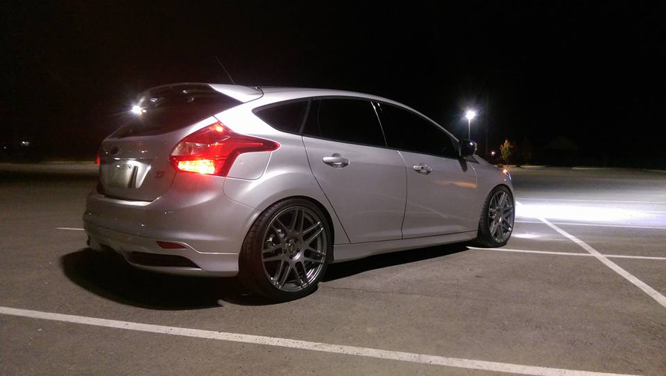 Focus ST on 19-inch wheels