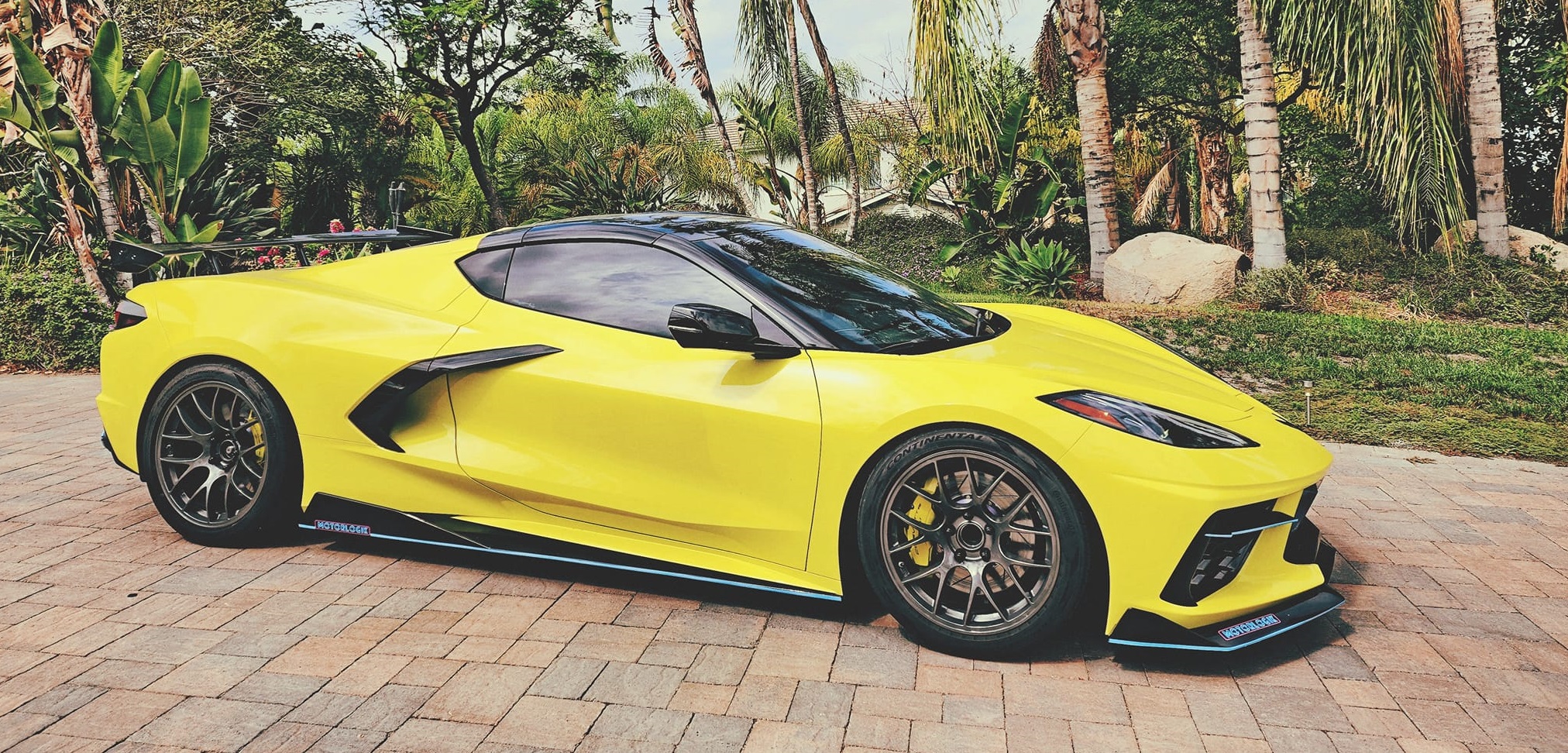 z51 c8 18/19 apex wheels