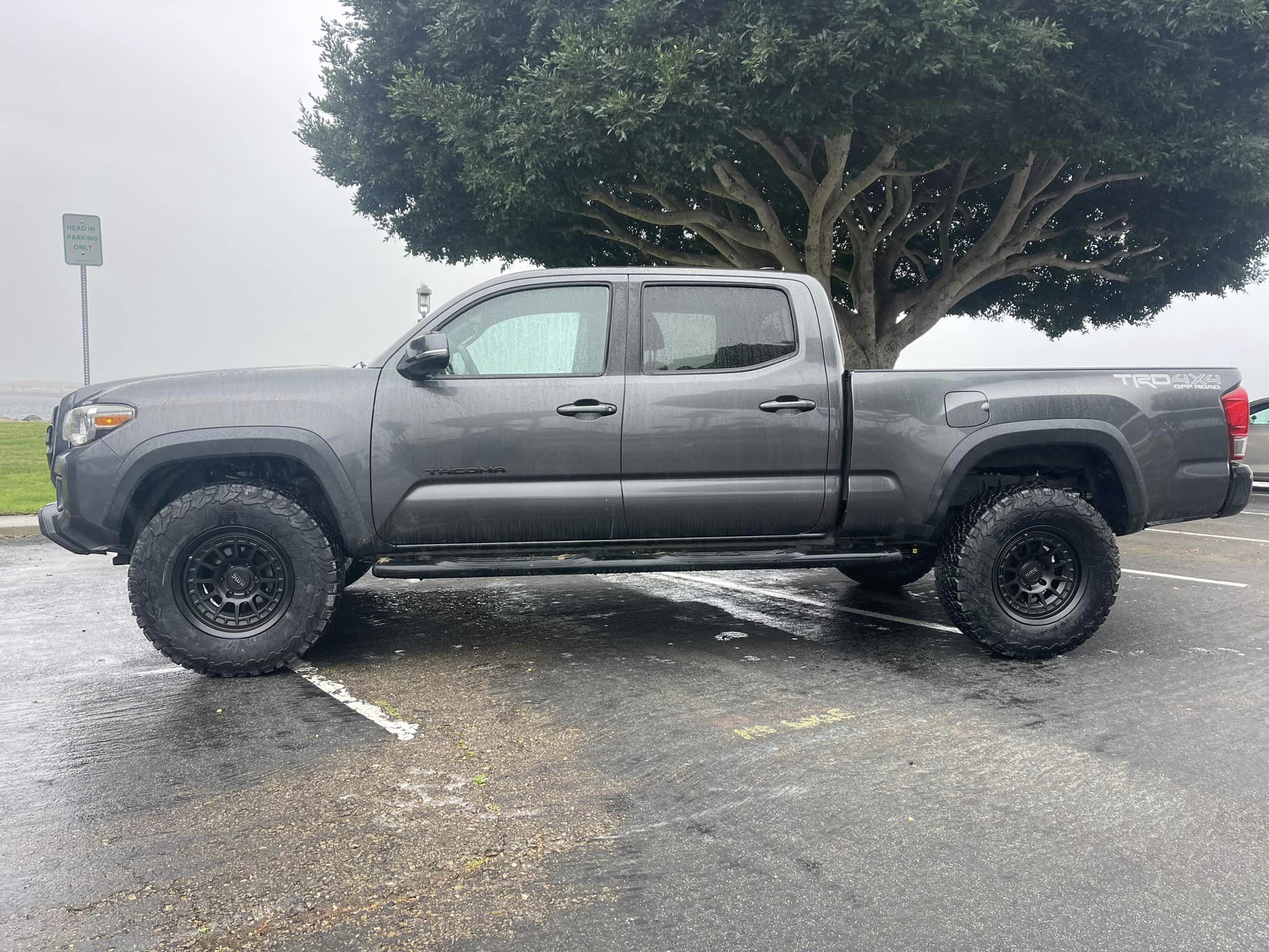 Lifted 3rd gen w/ 33" tires