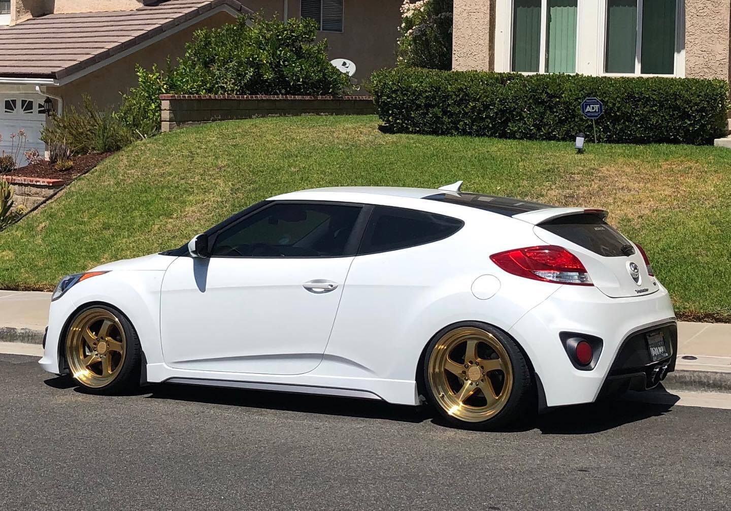 Veloster 18x9.5 +35 wheels