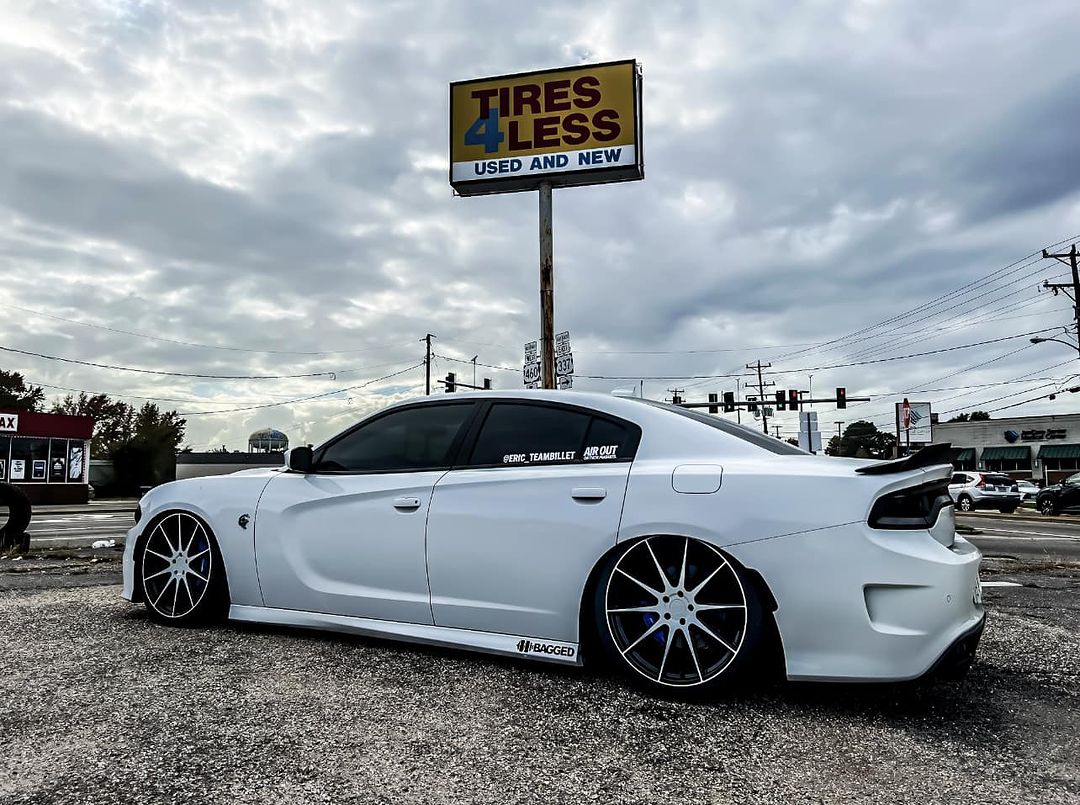 bagged charger on Rohana wheels