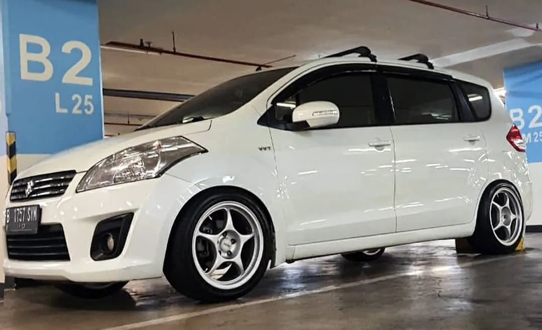 JDM car on Enkei wheels