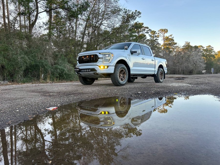 Ford F-150 on 35s