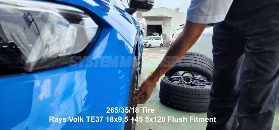 2023 Honda Civic Type R — Rays Engineering Volk TE37 18x9.5 45 2023 Honda Civic Type R with Rays Engineering Volk TE37 wheels in 18x9.5 45mm offset on 265/35/18 tires