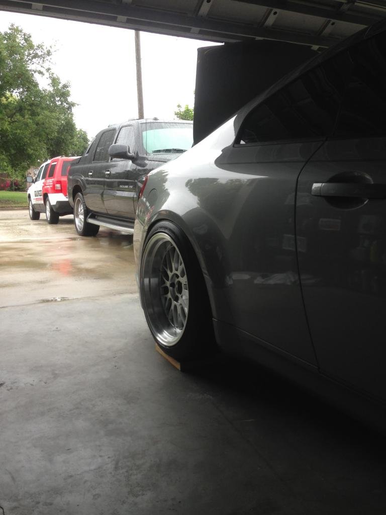 Infiniti G35 on VS ES1 19-inch wheels
