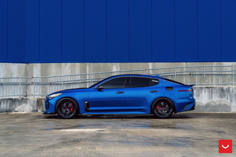2018 Kia Stinger GT2 AWD with TSW Sprint wheels in 20x8.5 40mm offset on 245/35/20 tires