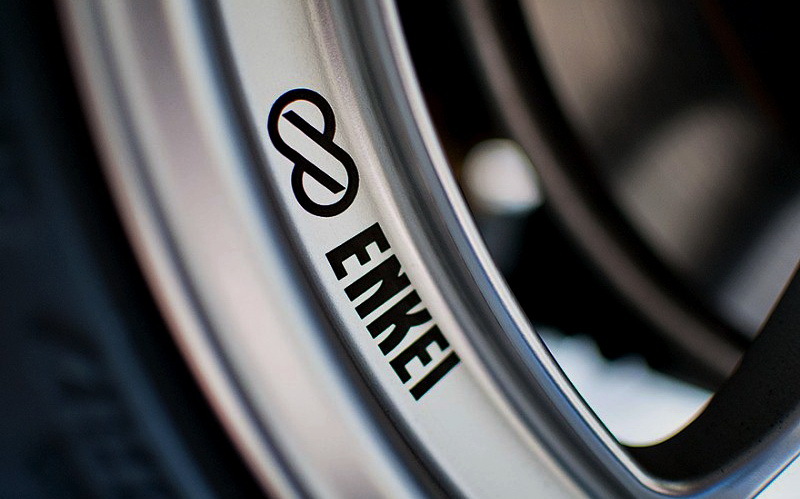 enkei rims close up