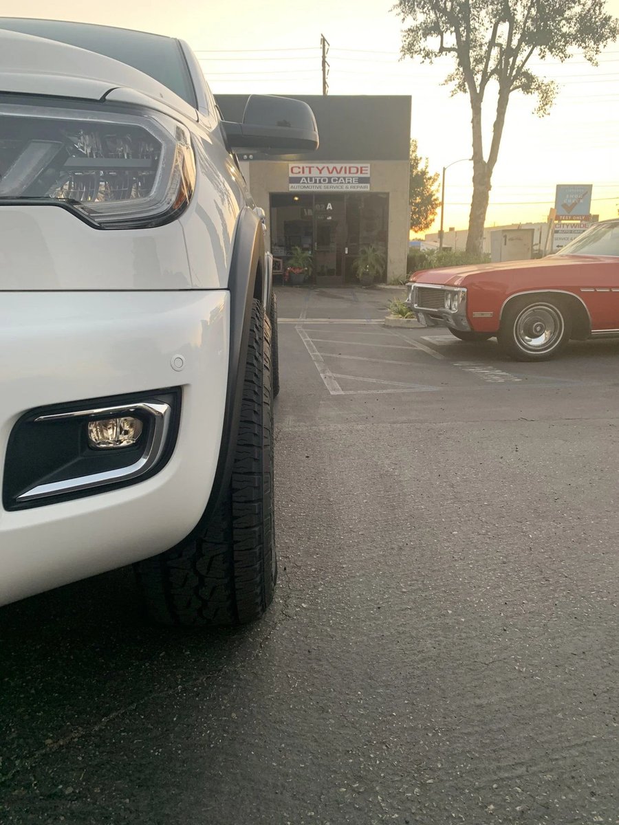 Toyota Sequoia on 35s